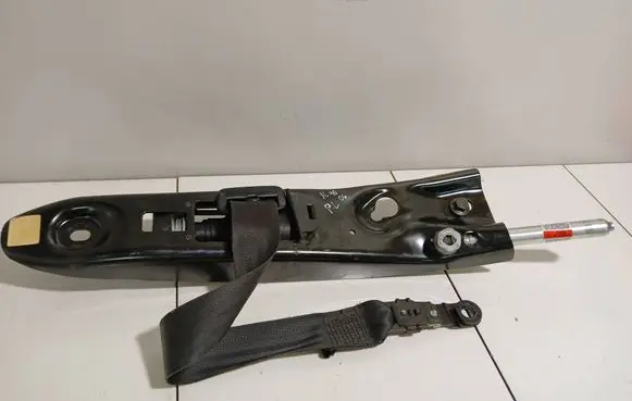 Volvo XC90 Front seatbelt 6003114