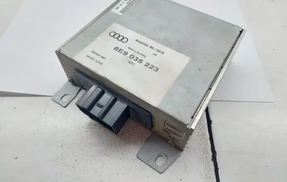 Audi A4 S4 B6 8E 8H Sound amplifier 8E9035223 4913610305