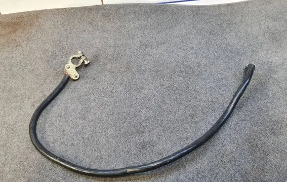 BMW 7 E38 Negative earth cable (battery)