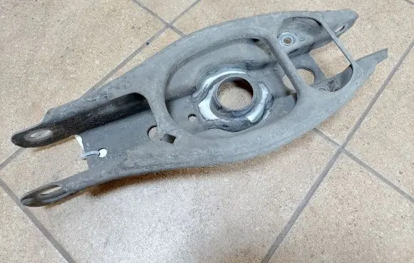 BMW 1 E81 E87 Rear upper control arm/wishbone
