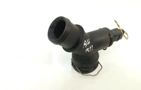 Audi A3 S3 A3 Sportback 8P Engine coolant pipe/hose 1K0122291AE 06A919501