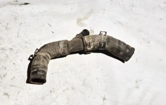 Mazda 3 I Engine coolant pipe/hose