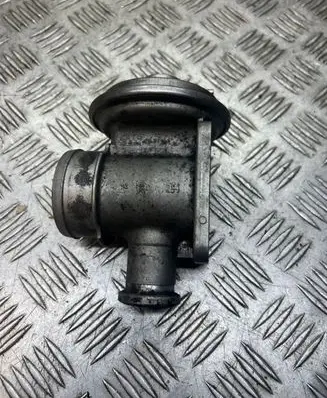 BMW 7 E65 E66 EGR valve 7785452