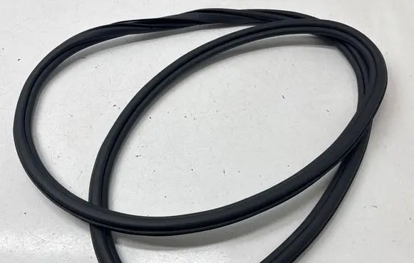 Volvo S60 Front door rubber seal 