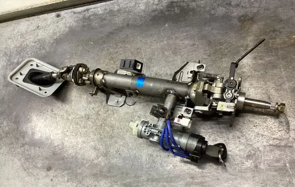 KIA Sorento Steering wheel axle 3E100