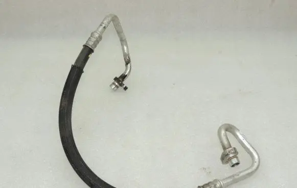 Renault Captur Air conditioning (A/C) pipe/hose 924907813R