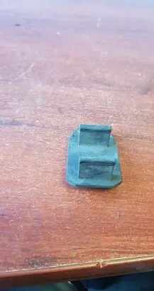Radiator mount bracket