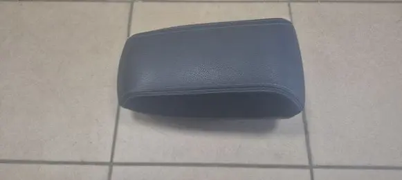 Toyota Auris E180 Armrest 
