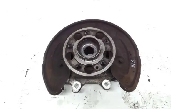 Mercedes-Benz GLC C253 Rear wheel hub spindle/knuckle 