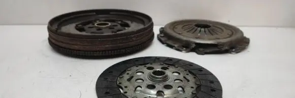 Audi A4 S4 B7 8E 8H Clutch set kit 1302142027