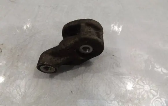 Fiat Stilo Engine mounting bracket