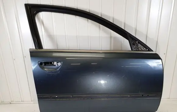 Audi A8 S8 D3 4E Front door