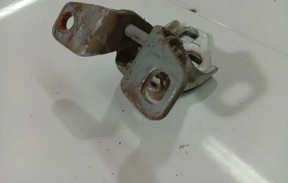 Dodge Stratus Rear door lower hinge