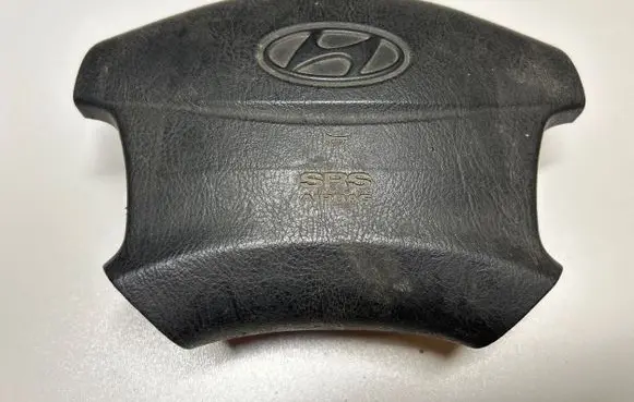 Hyundai Trajet Steering wheel airbag
