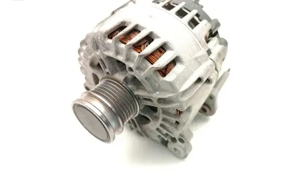 Volkswagen Golf Cross Generator/alternator 04E903023K TG14C049