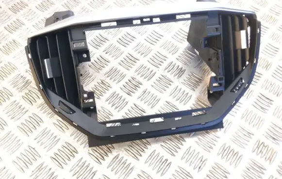 Maserati Ghibli Dash center air vent grill 6700190600