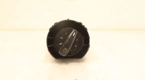 Skoda Fabia Mk1 (6Y) Light switch
