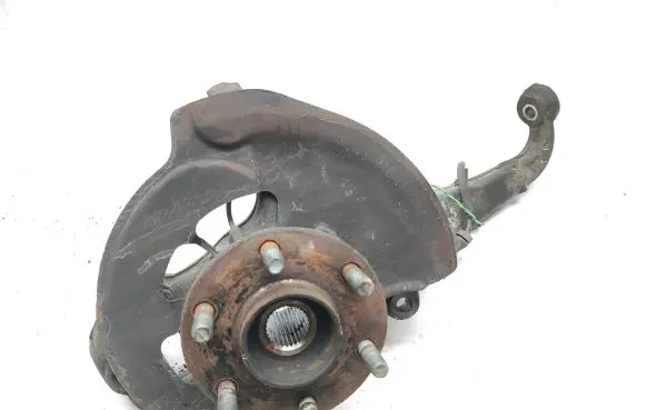 Nissan Navara D23 Front wheel hub