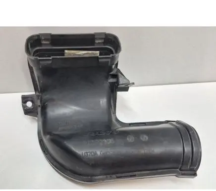 Volvo V50 Air intake duct part 30792106 U37DA 1017338S03