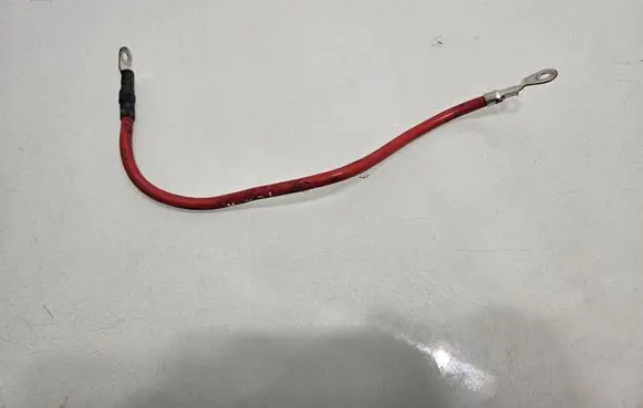 BMW 7 F01 F02 F03 F04 Positive cable (battery) 