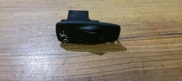 Mazda 323 Electric window control switch