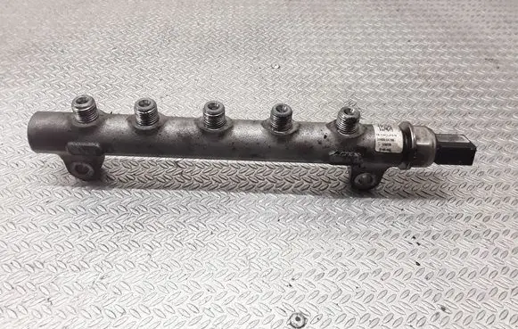Hyundai i20 (PB PBT) Fuel main line pipe 314002A700