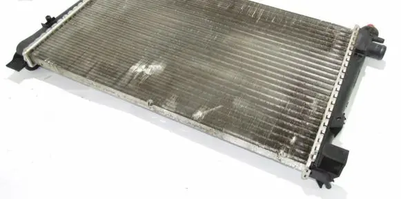 Mercedes-Benz A W168 Coolant radiator 1685001902