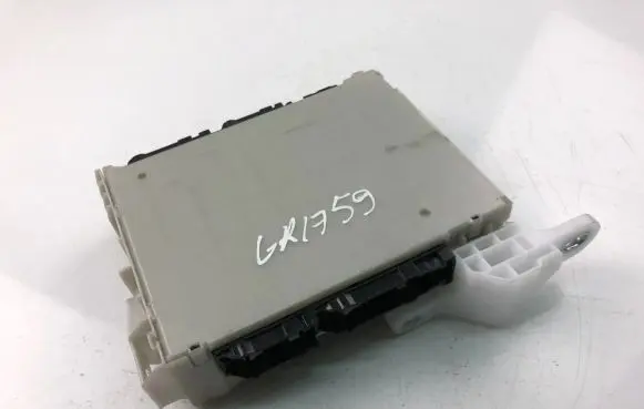 Toyota Corolla E210 E21 Other control units/modules 8273002P80