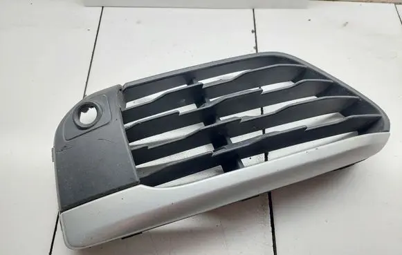 BMW X1 F48 F49 Front bumper lower grill 51117354777 7354777