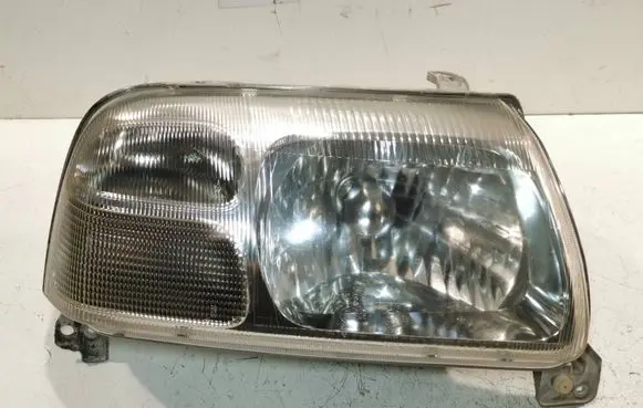 Suzuki Grand Vitara I Headlight/headlamp