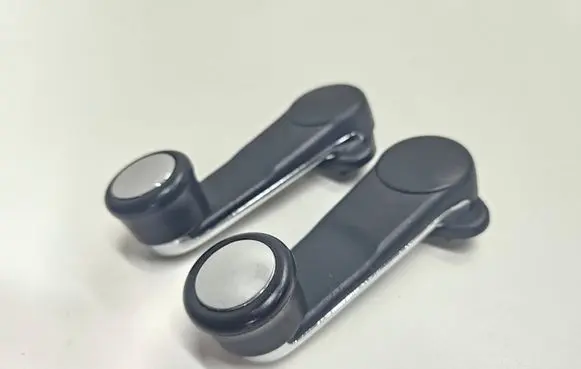 Audi A4 S4 B5 8D Rear door window winding handle 443837581D 443837575A 443837581E
