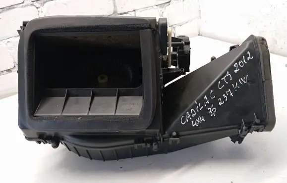 Cadillac CTS Heater fan/blower 15861869 AY2727005260 8N24
