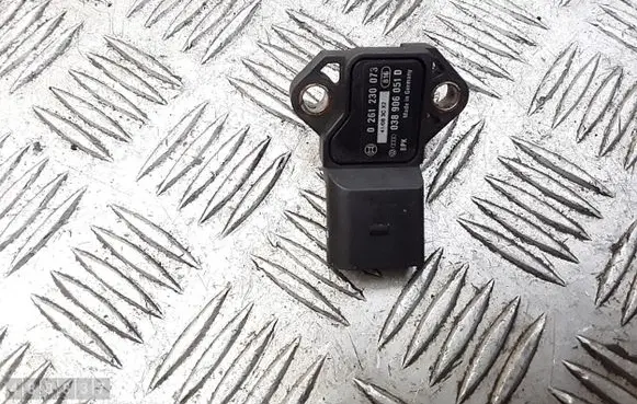 Audi TT TTS Mk2 Exhaust gas pressure sensor 0261230073 038906051d