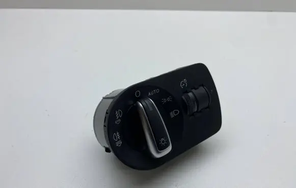 Audi Q3 8U Light switch 8X1941531AD