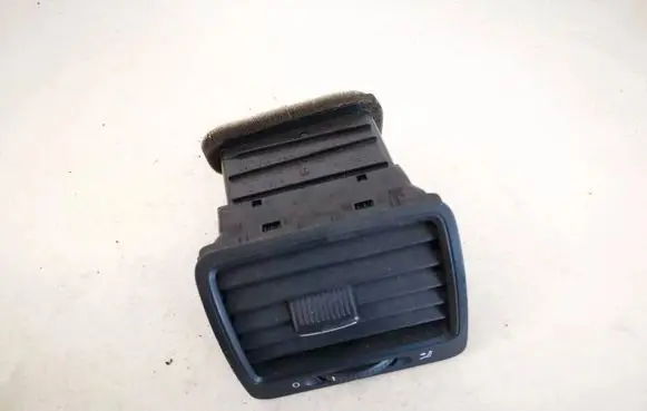 Volkswagen Golf V Dash center air vent grill 1k0819709 1k0819703