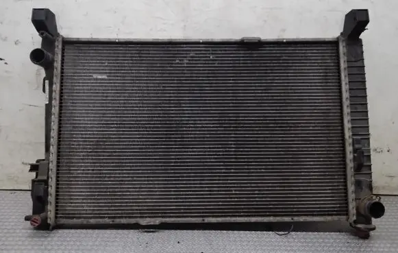 Mercedes-Benz B W245 Coolant radiator A1695001703 A1695002904