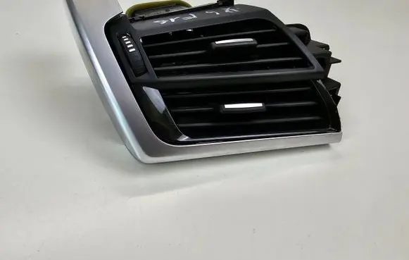 BMW X6 F16 Dashboard side air vent grill/cover trim 925292714 0867914 04182018