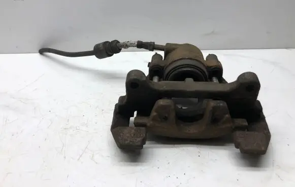 Audi A5 Sportback 8TA Front brake caliper