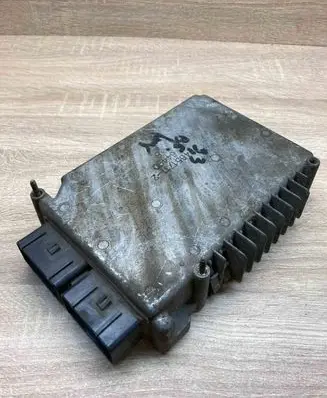 Chrysler Voyager Engine control unit/module ECU P04748212AG