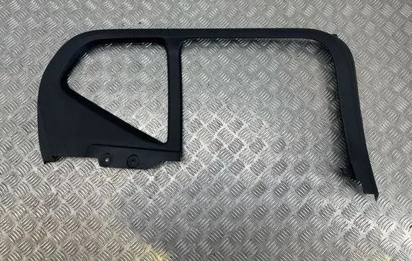 Volvo XC40 Rear door glass trim molding 31455063