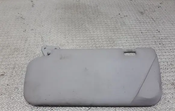 Nissan Primera Sun visor