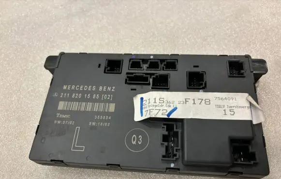 Mercedes-Benz E W211 Door control unit/module 2118201585 355554 A2118201585