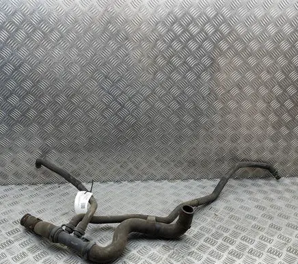 Opel Movano B Engine coolant pipe/hose 95518948