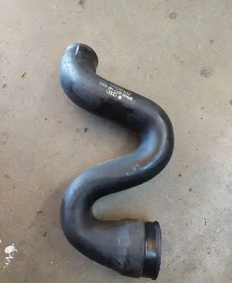 Audi A4 S4 B5 8D Intercooler hose/pipe 8D0145828H