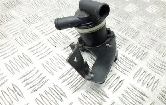 Audi A4 S4 B8 8K Electric auxiliary coolant/water pump 03L965561A 03L121093A