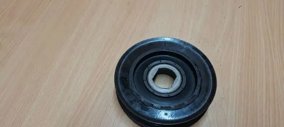 Renault Espace IV Crankshaft pulley 8200767762