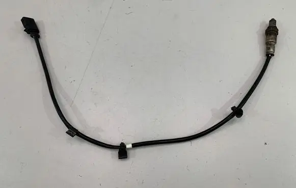 Audi A5 Lambda probe sensor 8W0906265M
