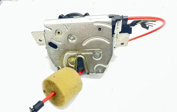Mercedes-Benz E W211 Tailgate/trunk/boot lock/catch/latch A2117400235