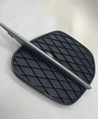 Mini Cooper Roadster R59 Front bumper corner part panel trim VD1038B6125561
