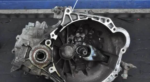 Hyundai i20 (PB PBT) Manual 6 speed gearbox TAM5B